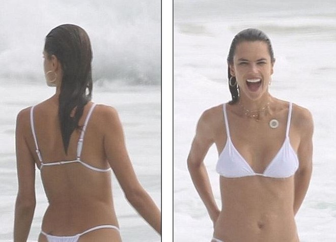 Alessandra Ambrosio bikini trắng thả dáng thiên thần trên biển - Ảnh 1.