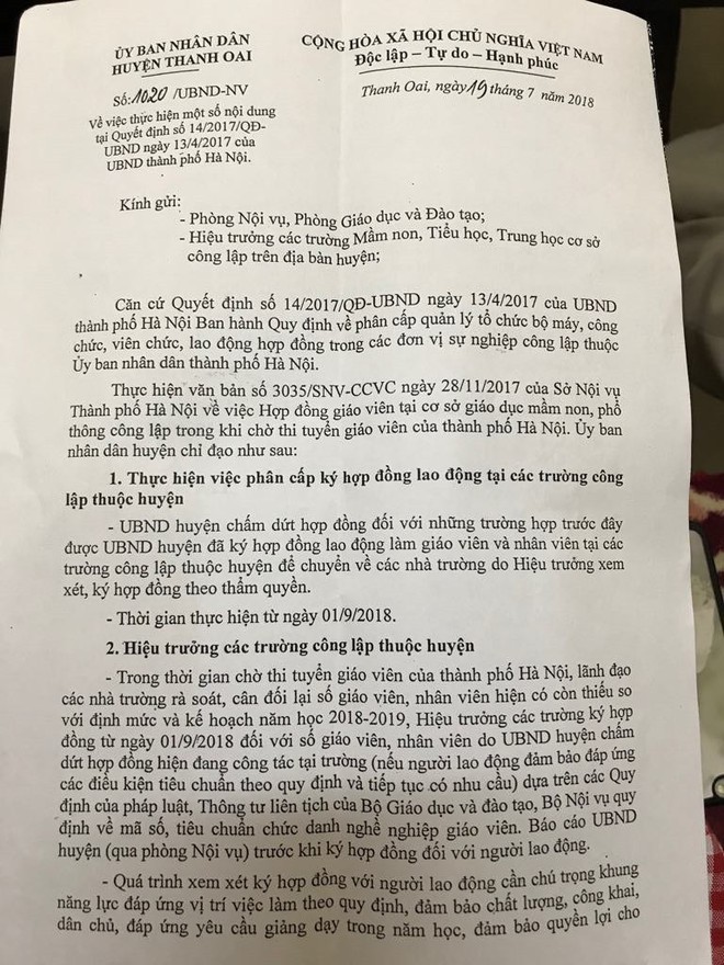 Vụ gần 300 giáo viên có nguy cơ mất việc: Huyện Thanh Oai quyết chấm dứt hợp đồng - Ảnh 1.