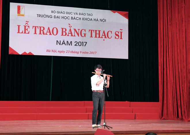 Tấm tắc khen nhan sắc cô gái trẻ, khi biết được danh tính ai cũng giật mình khó tin - Ảnh 5.