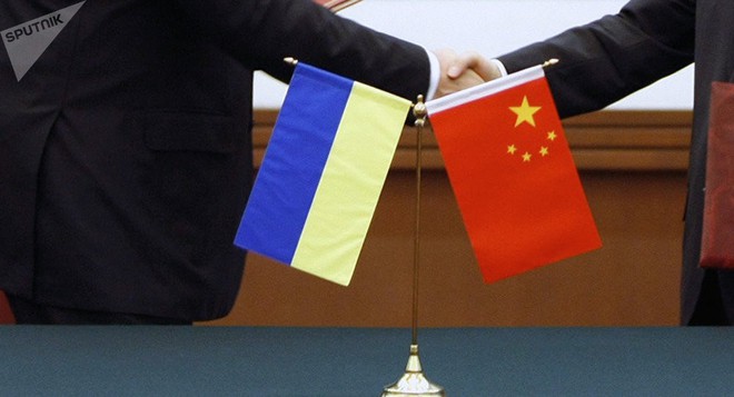 Dòm ngó hành lang hoàn hảo Ukraine, Trung Quốc mạnh tay trút tiền vô điều kiện - Ảnh 1.