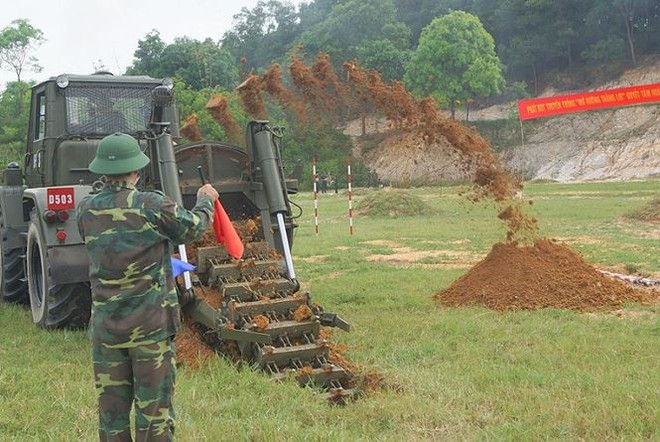 Mục kích lính công binh huấn luyện chống khủng bố - Ảnh 16.