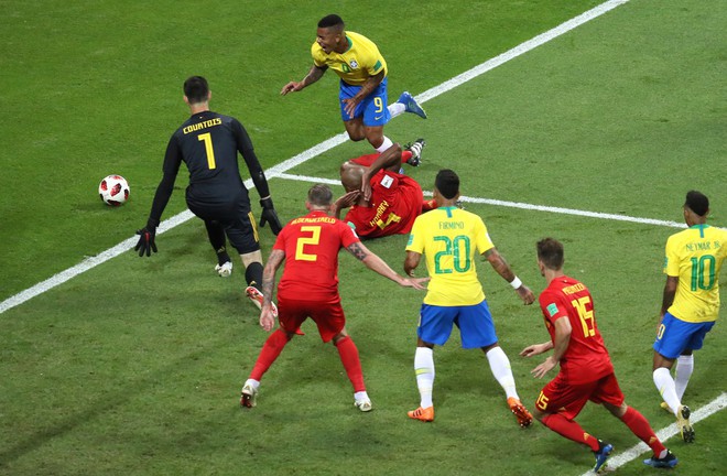 Trọng tài cướp trắng quả penalty của Jesus, khiến Brazil thất bại? - Ảnh 3.