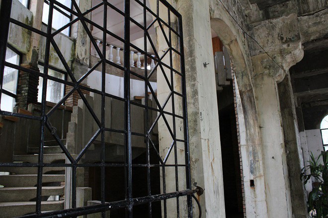Khách sạn trăm tuổi bị bỏ hoang ở Philippines ẩn chứa nhiều câu chuyện đen tối làm du khách tò mò - Ảnh 10.