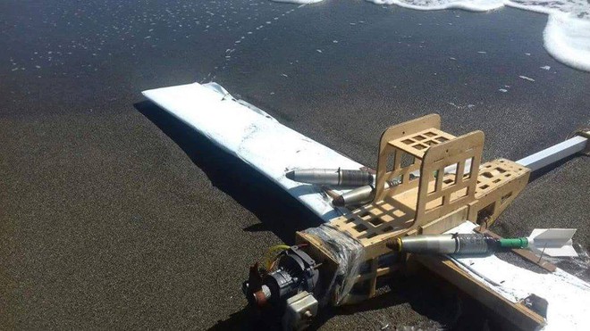 UAV tấn công căn cứ Nga ở Syria sã cánh, trôi dạt vào bờ biển Thổ Nhĩ Kỳ - Ảnh 2.