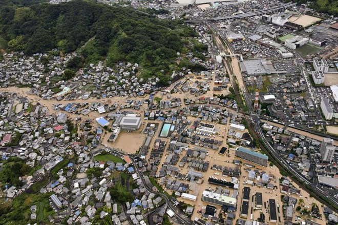 Chùm ảnh miền Tây Nhật Bản bị nhấn chìm bởi trận mưa kỉ lục  - Ảnh 11.