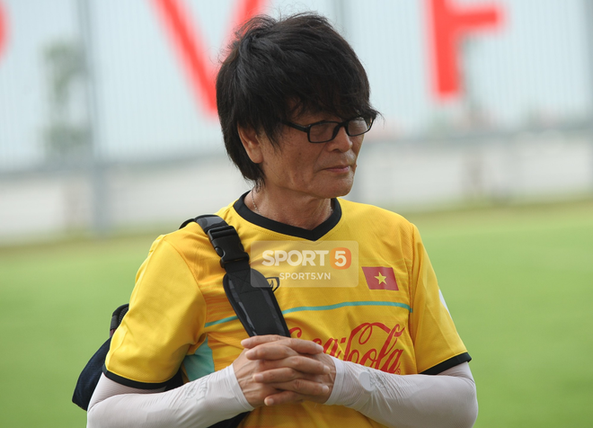 Thời trang tóc ấn tượng của dàn cầu thủ U23 Việt Nam - Ảnh 12.