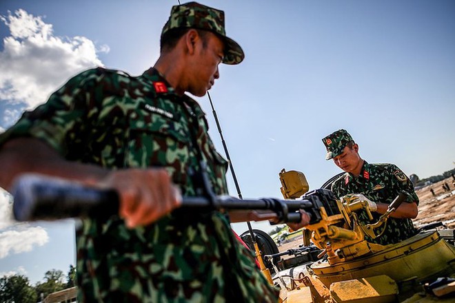 Binh sĩ Việt Nam, Syria khoe tài tại giải đấu xe tăng Tank Biathlon 2018 đầy kịch tính - Ảnh 20.