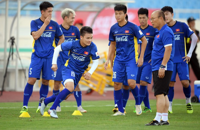 Hồng Duy ở lại U23 Việt Nam, tích cực tập hồi phục - Ảnh 9.
