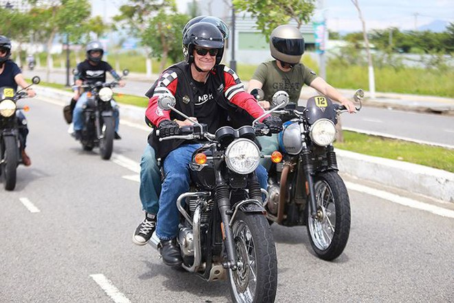 MC Anh Tuấn dẫn đầu đoàn mô tô khủng Hà Nội hội tụ 3 miền - Ảnh 10.