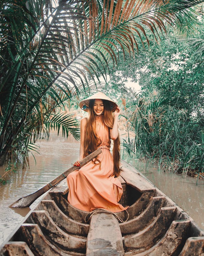 Công chúa tóc mây gốc Việt nổi tiếng MXH đưa người yêu về thăm quê nội, khoe ảnh chèo thuyền đẹp lịm tim ở Trà Vinh - Ảnh 7.