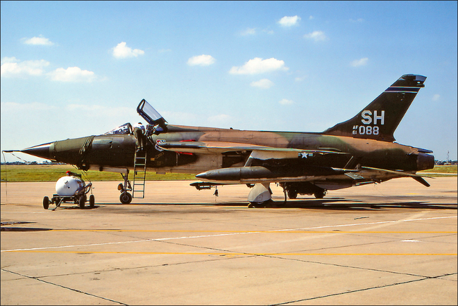 F-105 và những kết quả bết bát trong chiến tranh Việt Nam: F-35 có thoát khỏi vết xe đổ? - Ảnh 2.
