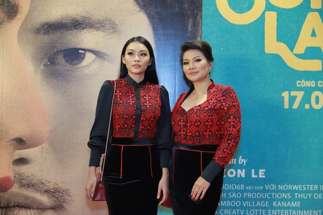 Ngô Thanh Vân thân thiết với đạo diễn Song Lang sau tuyên bố cạch mặt - Ảnh 8.