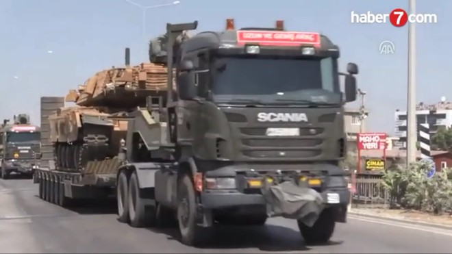 Thổ Nhĩ Kỳ đưa xe tăng tới sát Idlib, chuẩn bị can thiệp vào chiến trường Syria? - Ảnh 3.