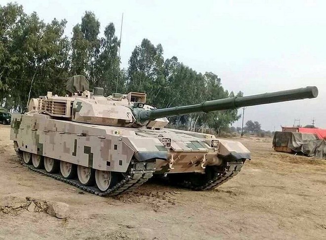 Pakistan đem trả xe tăng VT-4 cho TQ: Đồng minh trở mặt như sét đánh giữa trời quang? - Ảnh 2.