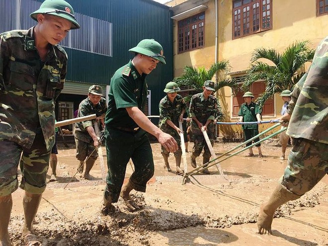 Lũ dữ làm 5 người ở Nghệ An tử vong - Ảnh 1.