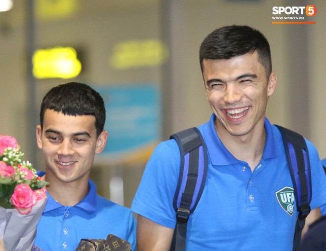 U23 Uzbekistan đã có mặt tại Hà Nội, sẵn sáng tái đấu với U23 Việt Nam - Ảnh 4.