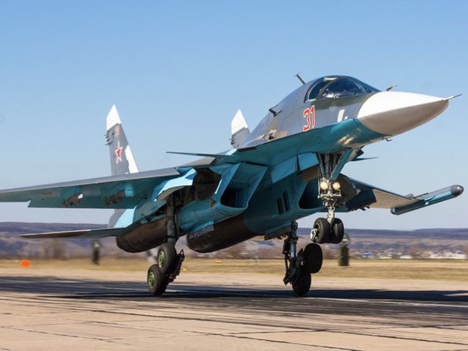 Su-34 trước nguy cơ bị Su-30SM cho ra rìa ngay trong Không quân Nga - Ảnh 2.