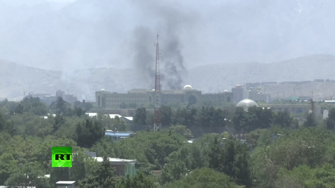 Afghanistan: Hàng loạt tên lửa khai hỏa ở thủ đô nã vào phủ tổng thống - Ảnh 2.