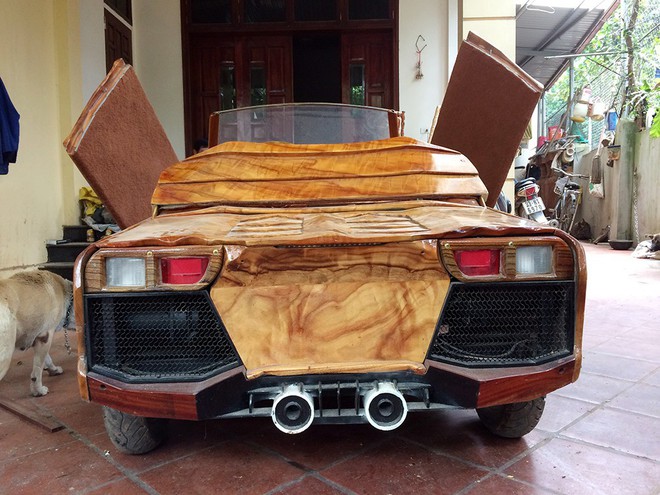 Lộ diện chủ nhân chiếc “siêu xe” Lamborghini bằng gỗ gây sốt tại Hà Nội - Ảnh 1.