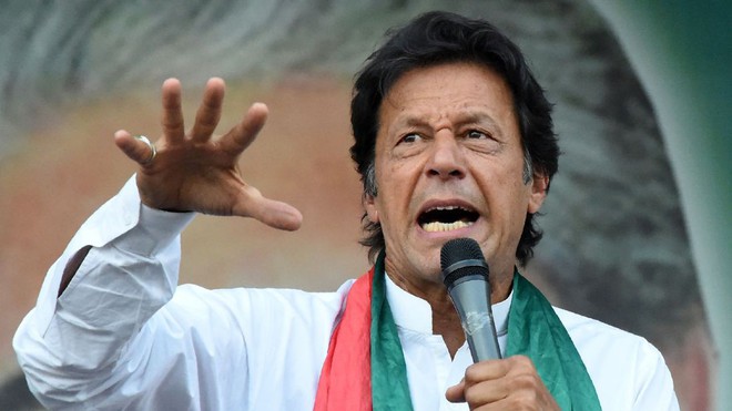 Pakistan: Thách thức sẽ gục ngã trước tham vọng của nhà vô địch cricket Imran Khan? - Ảnh 1.