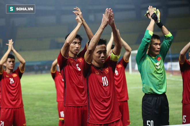 Sau chiến thắng nghẹt thở, U23 Việt Nam làm điều khiến Hùng Dũng sẽ phải nhỏ lệ - Ảnh 12.