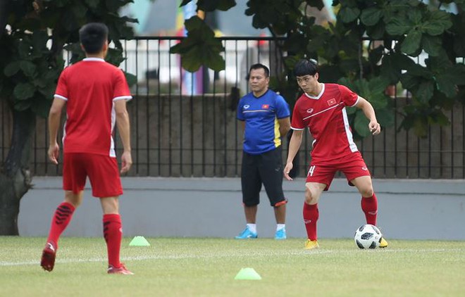 Người hùng Công Phượng sẽ ngồi dự bị ở tứ kết ASIAD 2018? - Ảnh 2.