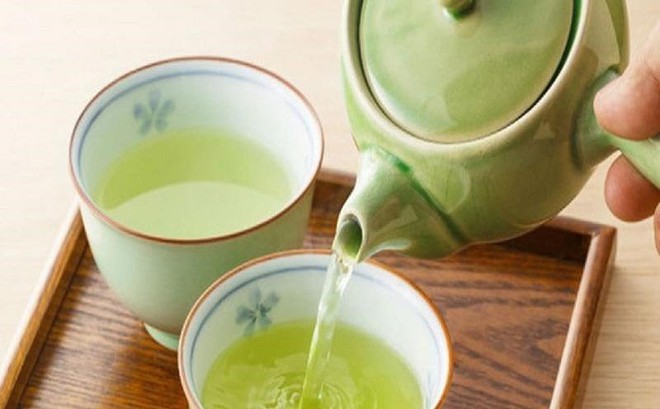 Uống trà xanh phải đúng thời điểm để tránh gây hại