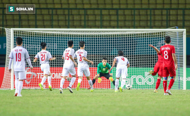 Văn Toàn sút tung lưới U23 Syria ở phút 108, đưa U23 Việt Nam vào bán kết - Ảnh 2.