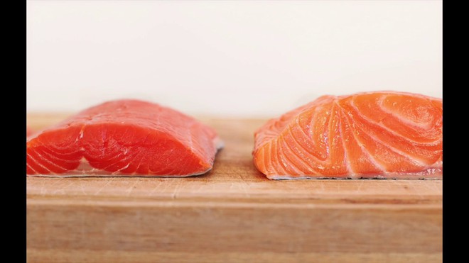 Nên ăn cá hồi màu hồng đậm hay hồng nhạt: Cho con ăn nhiều nhưng ít bà mẹ biết cách chọn - Ảnh 2.