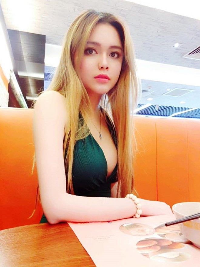 Hot girl bình luận Word Cup: Bàn thắng của Văn Toàn xuất thần nhưng có phần may mắn - Ảnh 4.