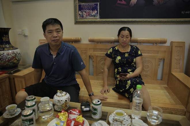 Tiết lộ cuộc điện thoại của Văn Toàn với bố mẹ sau khi ghi bàn thắng vàng cho U23 Việt Nam - Ảnh 2.