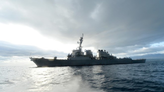 Syria nóng rẫy: Nga, Mỹ dồn dập triển khai tàu chiến, Tomahawk sắp bay rợp trời? - Ảnh 2.