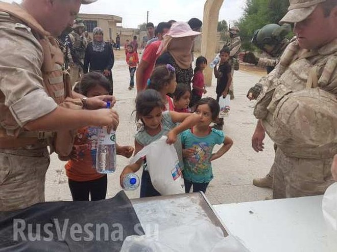 Quân cảnh Nga làm gì ở Syria: Từ Quảng trường Đỏ đến chiến trường - Ảnh 15.