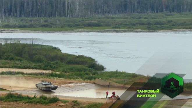 Tank Biathlon 2018: Vòng đua sinh tử ở bán kết và chung kết - Những thử thách khét tiếng - Ảnh 10.