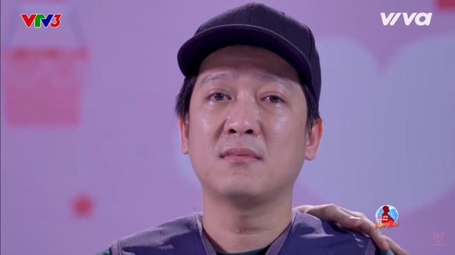 Trường Giang bật khóc: Tôi sợ đi về không có khán giả nào chạy theo - Ảnh 5.