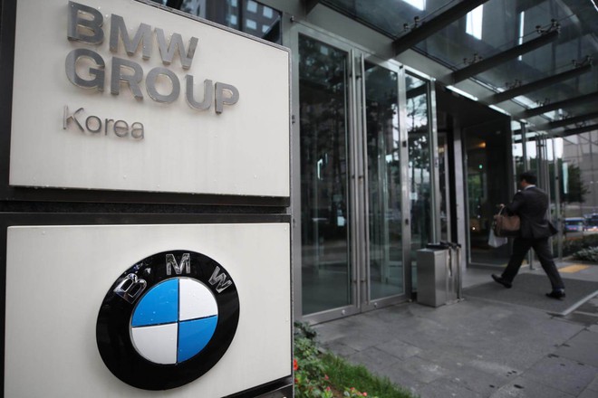 BMW bị hơn 1.200 khách hàng Hàn Quốc kiện vì lỗi cháy động cơ - Ảnh 1.