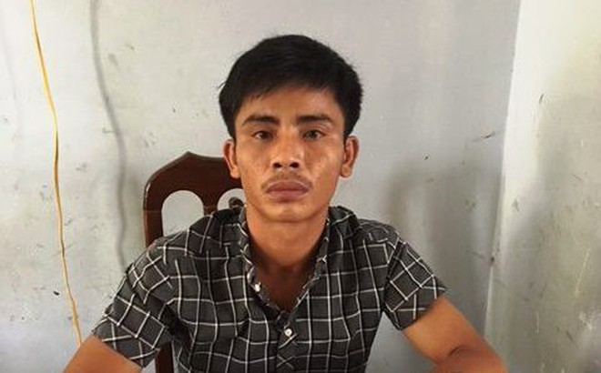 Ra đầu thú sau 4 năm bỏ trốn vì tội trộm cắp Ra đầu thú sau 4 năm bỏ trốn vì tội trộm cắp