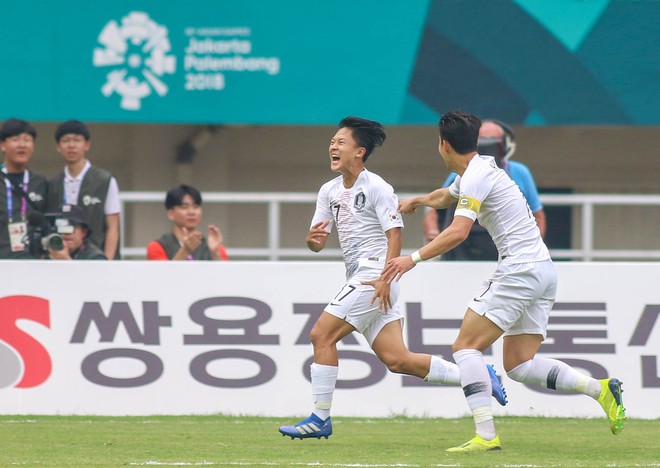 Xem U23 Việt Nam đá với Hàn Quốc, CĐV Trung Quốc giận dữ quay sang ném đá đội nhà - Ảnh 3.