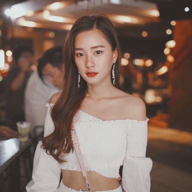 Hot girl Thái Lan sinh năm 1997 có gương mặt xinh xắn giống hệt Krystal (Fx) - Ảnh 7.