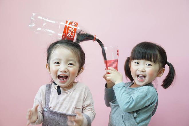 2 nhóc tỳ sinh đôi mới nổi đã xâm chiếm MXH Hàn Quốc vì dễ thương và sở hữu gu ăn mặc siêu chất - Ảnh 2.