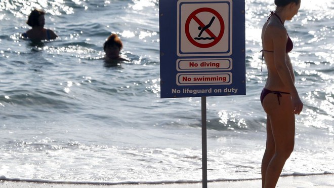 Ai Cập: Đi bơi ở vùng biển có cảnh báo nguy hiểm, nam du khách bị cá mập cắn chết - Ảnh 3.