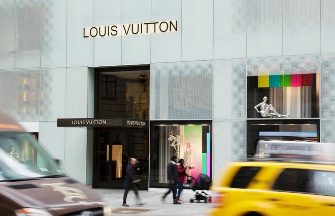 Louis Vuitton, Hermès và câu chuyện hàng hiệu đích thực  - Ảnh 1.