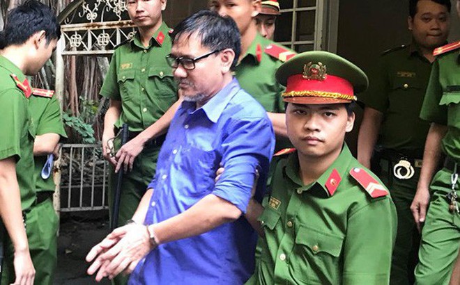 Nam bác sĩ tuyên truyền chống phá nhà nước chấp nhận bản án 4 năm tù