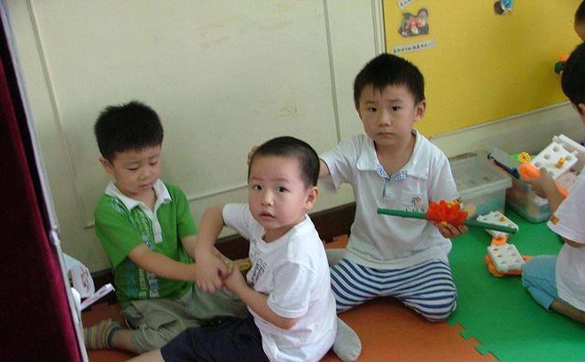 2 đặc điểm tính cách của trẻ cần sửa đổi ngay nếu bố mẹ không muốn con mình lớn lên thua kém bạn bè 2 đặc điểm tính cách của trẻ cần sửa đổi ngay nếu bố mẹ không muốn con mình lớn lên thua kém bạn bè