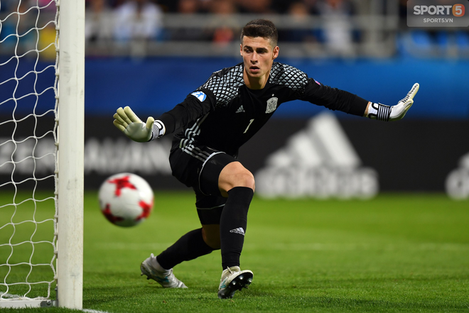 Kepa, chàng thủ môn yêu chim khiến Chelsea phải chi 71 triệu bảng là ai? - Ảnh 1.