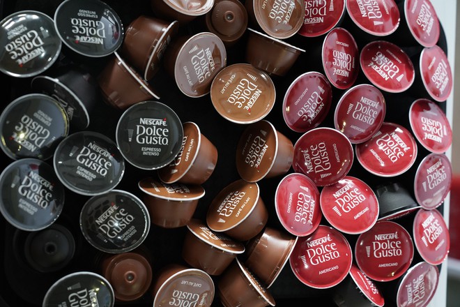 Nestlé nâng cao giá trị hạt cà phê Việt với dây chuyền sản xuất viên nén Nescafé Dolce Gusto - Ảnh 5.