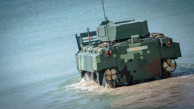 Cận cảnh Thái Lan đưa xe thiết giáp tự chế tạo đi “học bơi” - Ảnh 4.