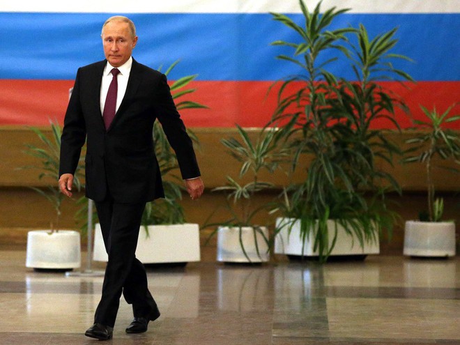 Gặp rắc rối khi đi bầu cử, Tổng thống Putin bị từ chối tới hai lần - Ảnh 6.