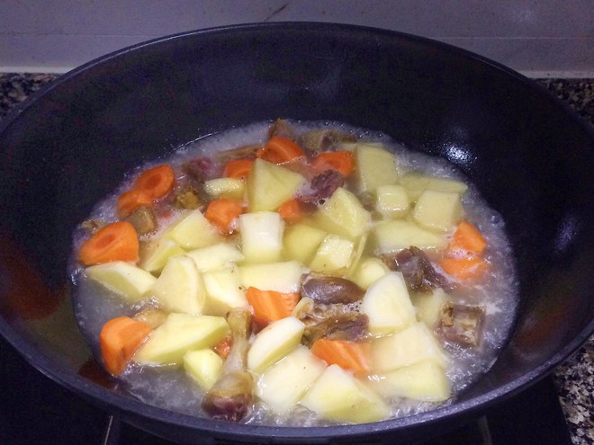 Thử thay thế nguyên liệu này trong món canh khoai tây đi, người Tàu họ nấu thế và được khen rất nhiều - Ảnh 5.