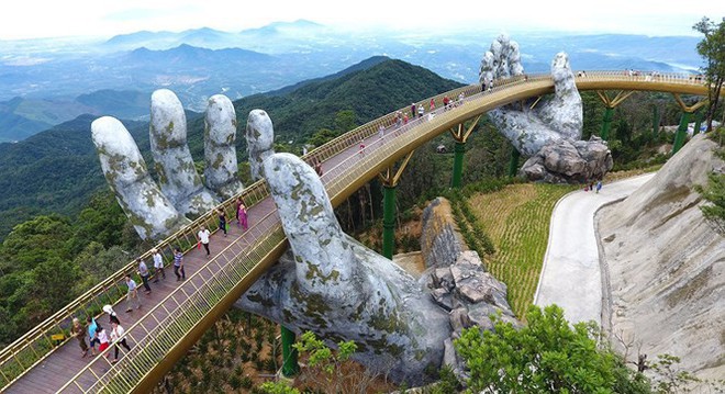 10 cây cầu kỳ lạ và độc đáo nhất trên thế giới - Ảnh 1.